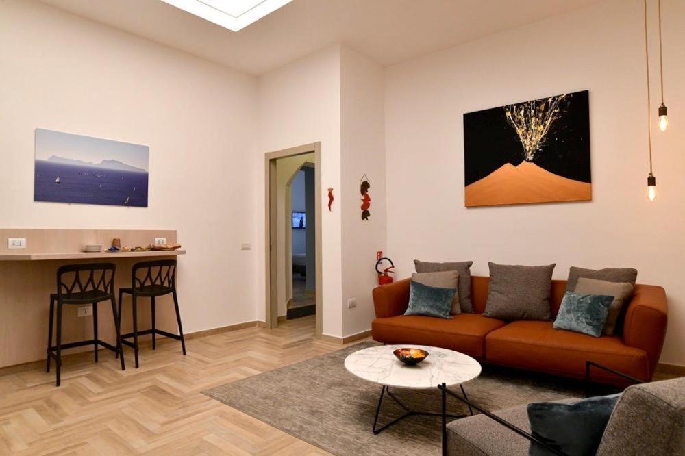 Il Picchio Di Chiaia Hotel เนเปิลส์ ภายนอก รูปภาพ